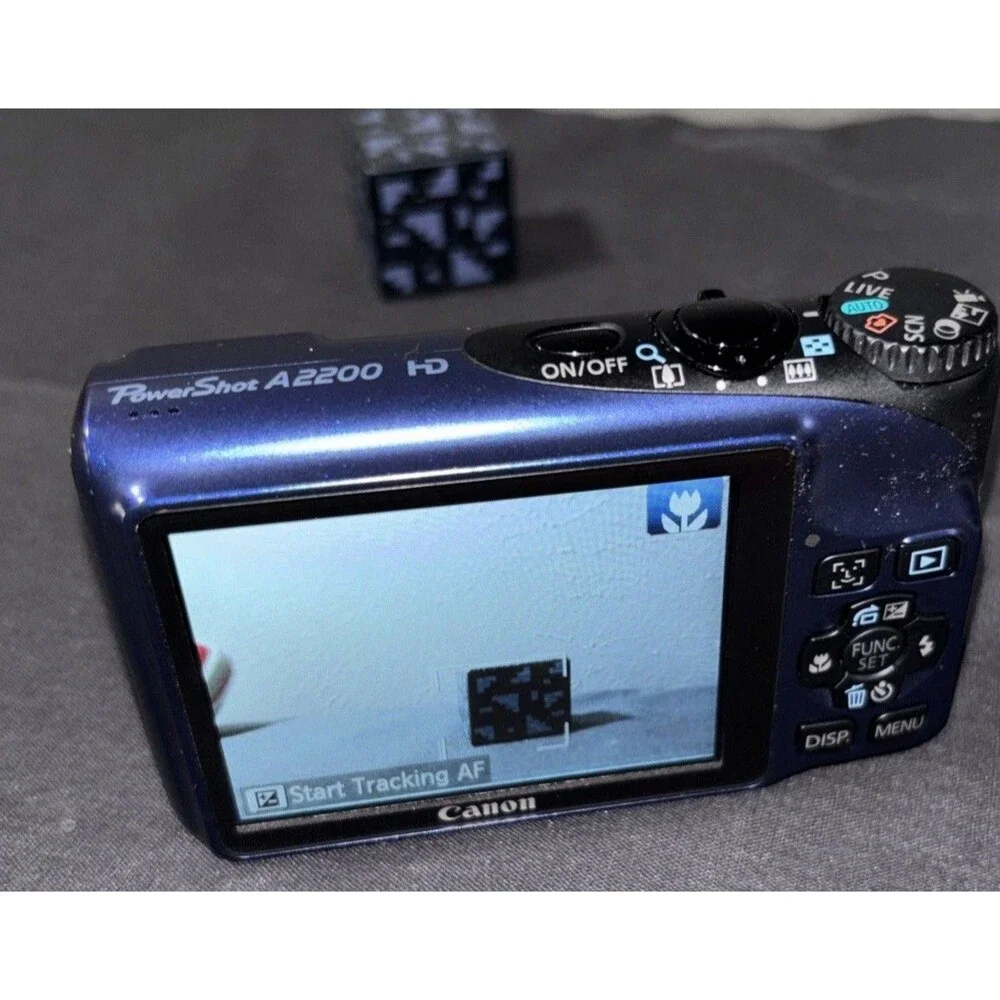 Canon PowerShot A2200 HD 14.1 MP Digital Camera 4x Optical Zoom Built-in Flash